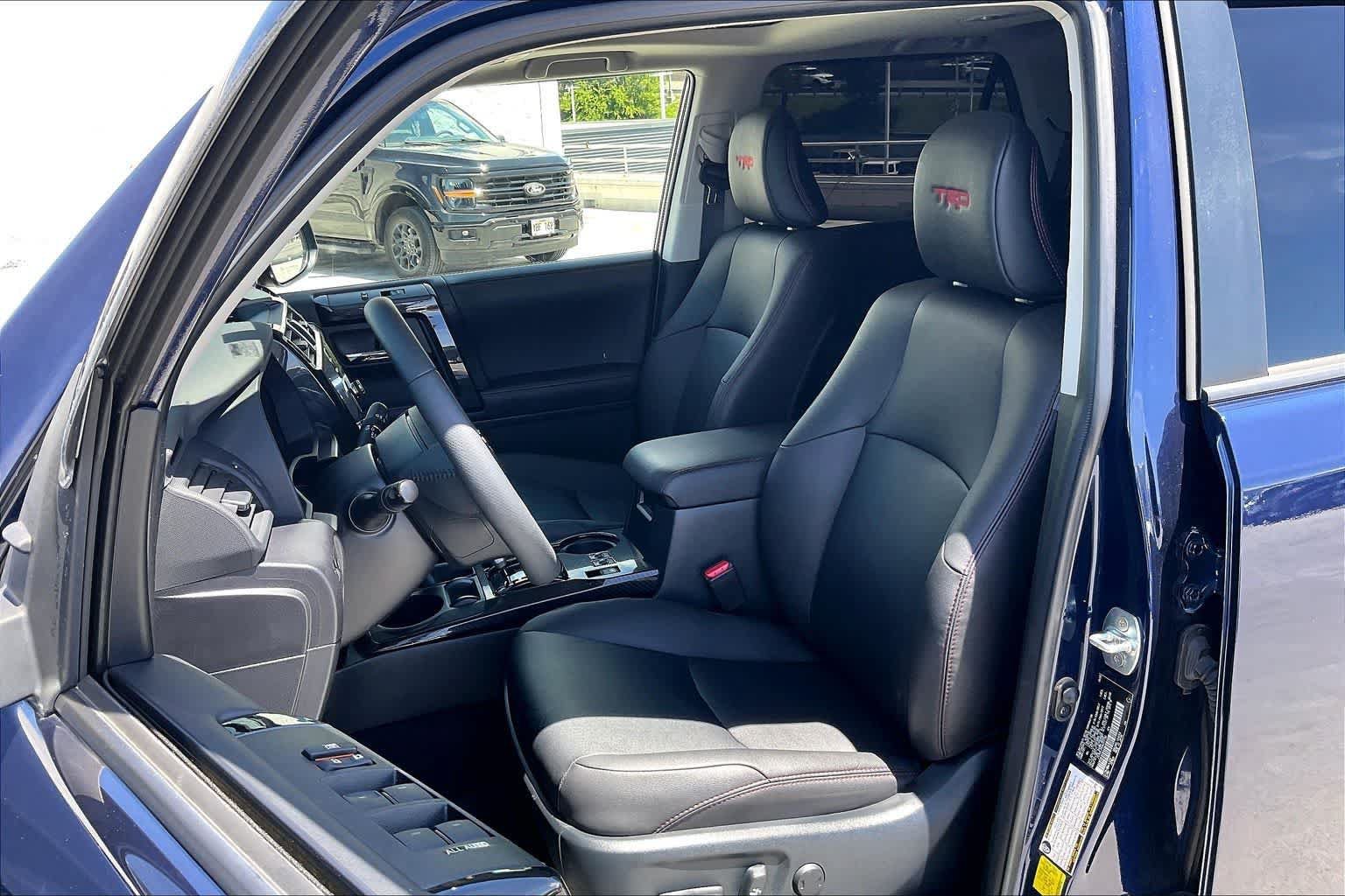 Used 2024 Toyota 4Runner TRD Off-Road Premium w/ Off Road Premium Plus Package AWD/4WD image 11