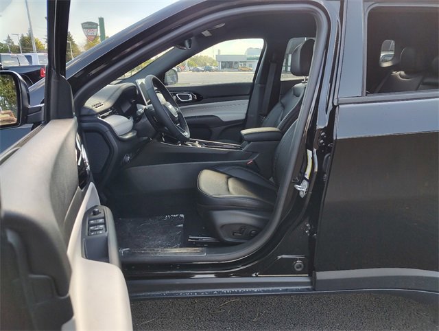 New 2026 Jeep Compass Limited image 2