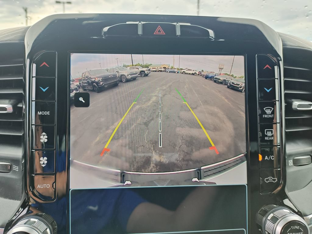 Used 2023 RAM 1500 Laramie AWD/4WD image 23