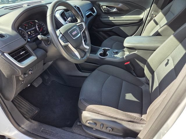 Used 2022 GMC Terrain SLE w/ Driver Convenience Package FWD image 8