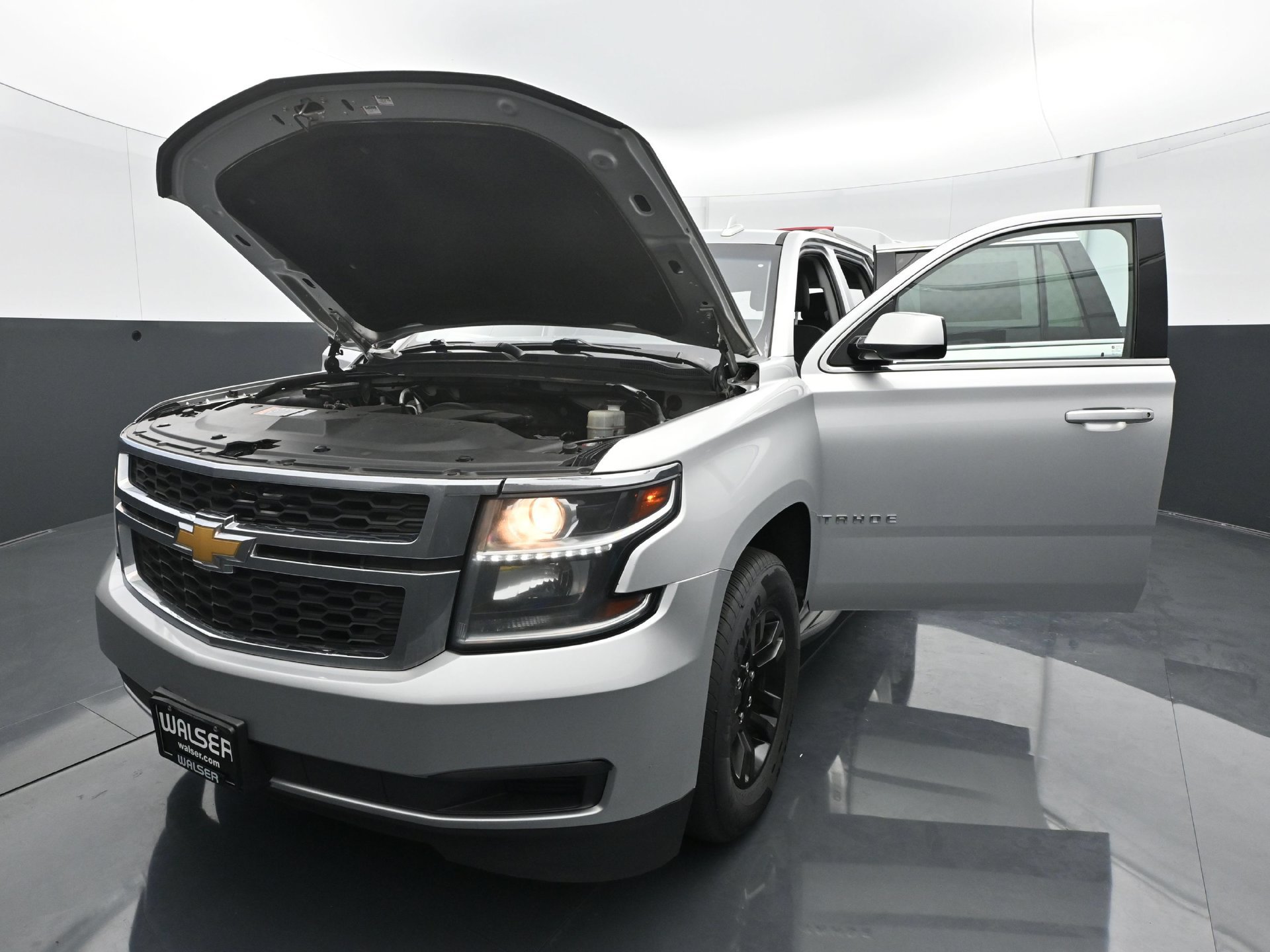Used 2019 Chevrolet Tahoe LS AWD/4WD image 29