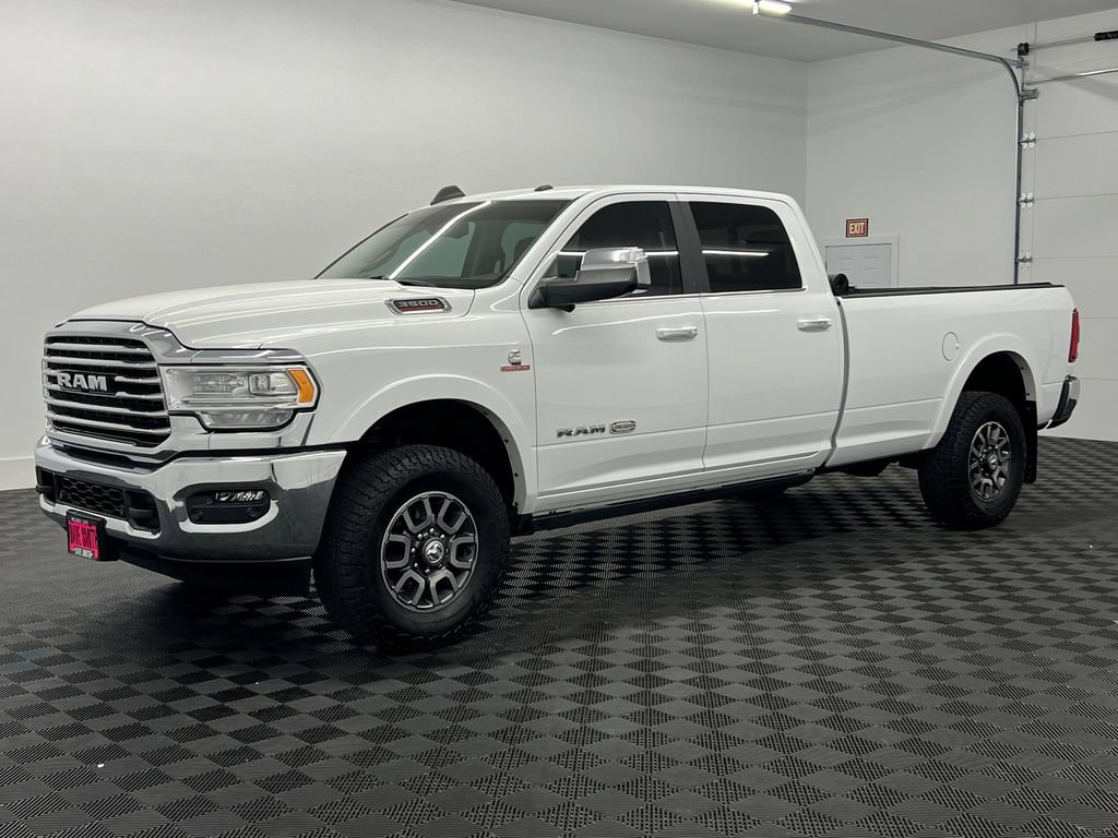Used 2022 RAM 3500 Limited AWD/4WD image 1