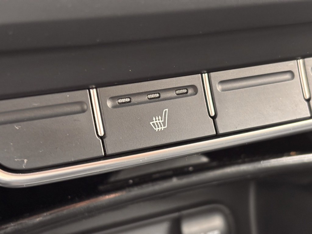 Used 2016 Kia Sorento SX image 27