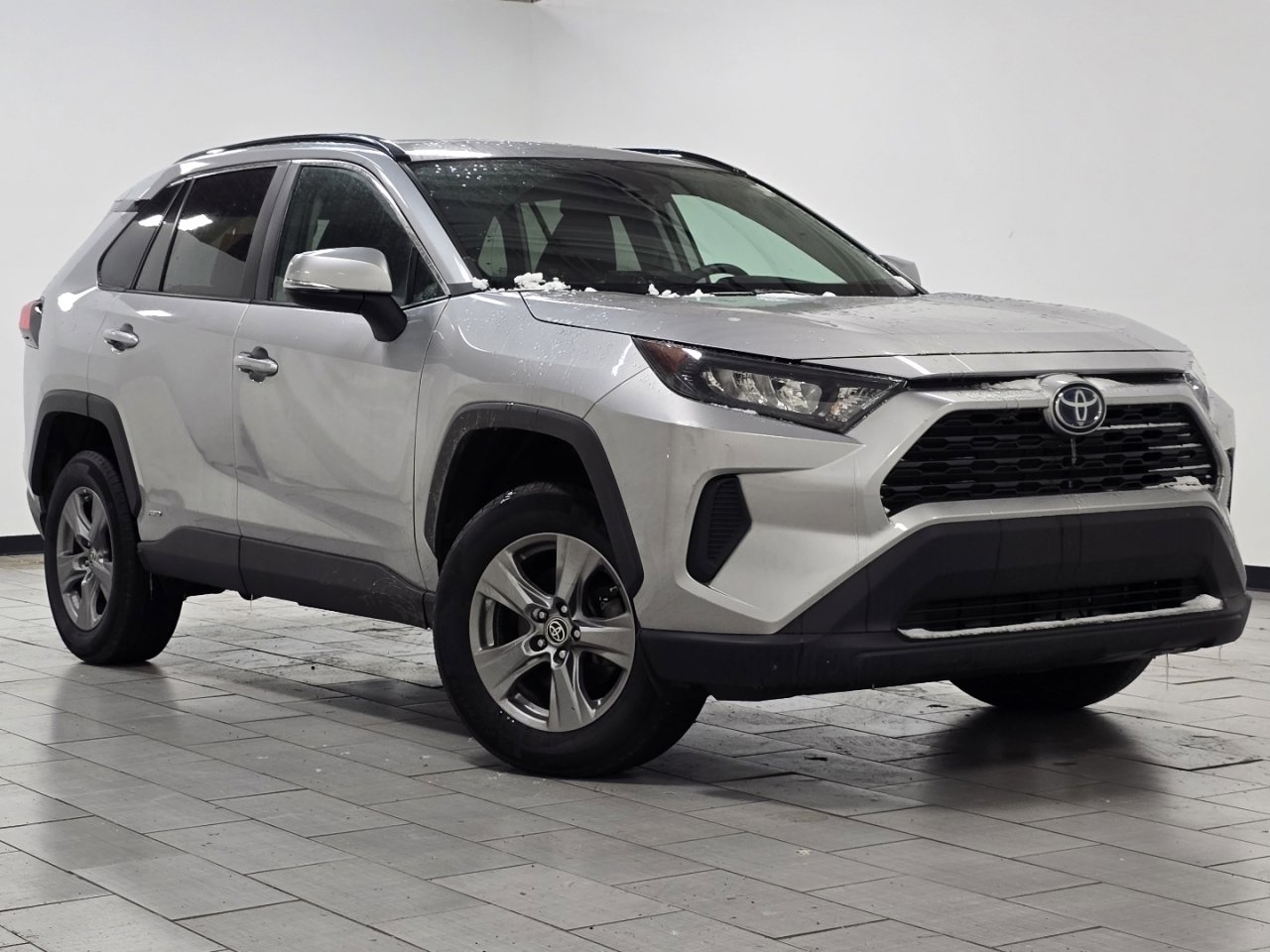 Certified 2022 Toyota RAV4 LE image 2
