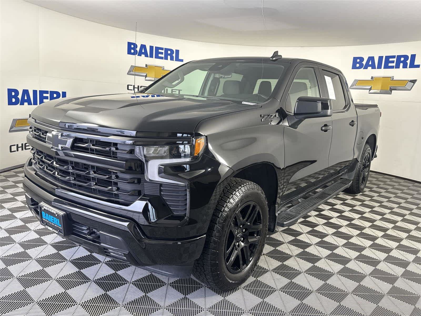 Used 2024 Chevrolet Silverado 1500 RST AWD/4WD image 1