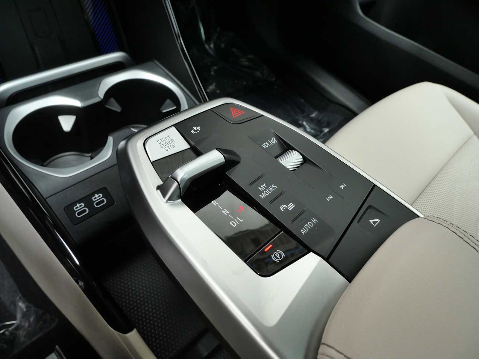 Used 2025 BMW X1 xDrive28i w/ Convenience Package image 33