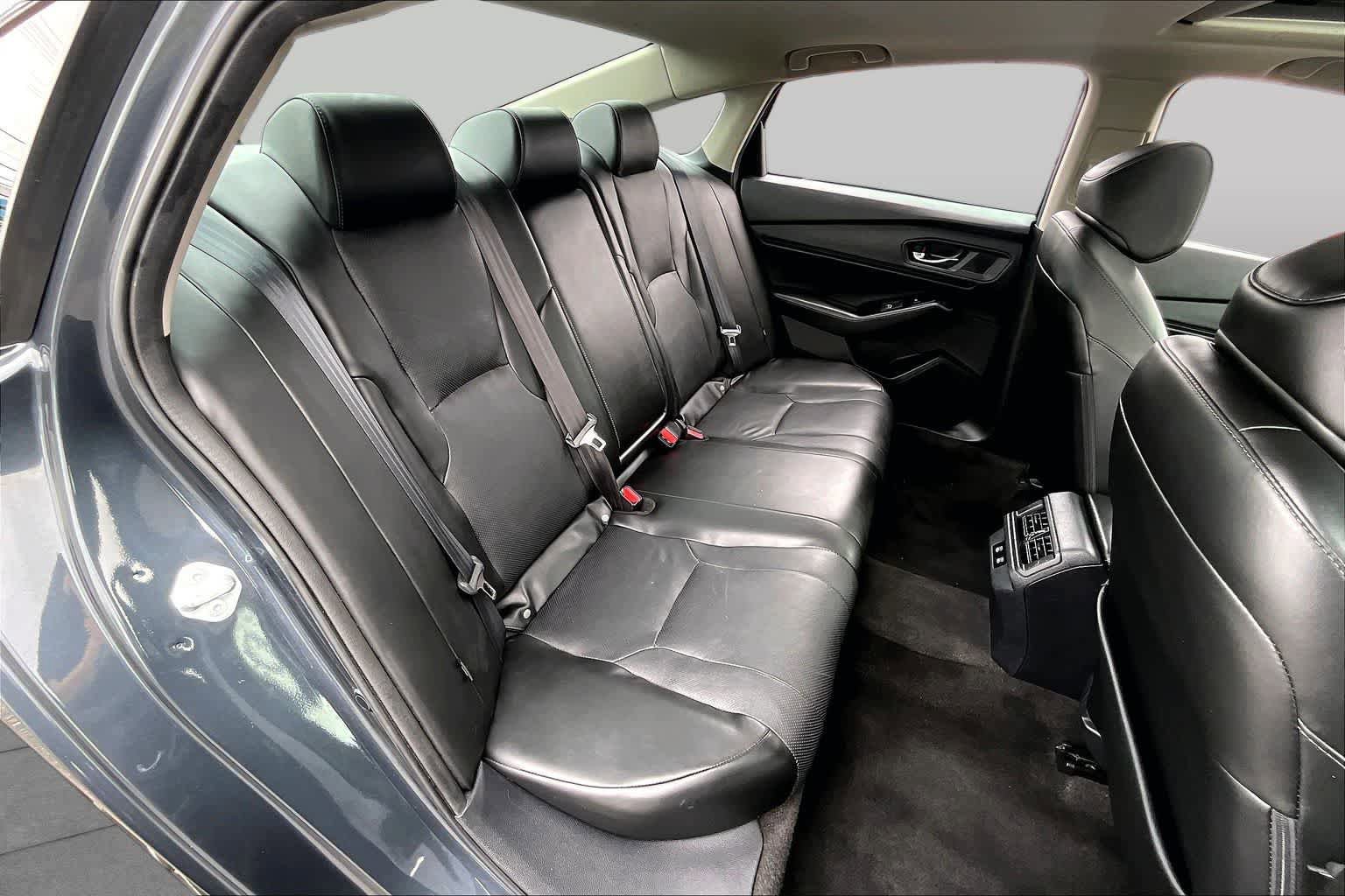 Used 2023 Honda Accord Touring image 21