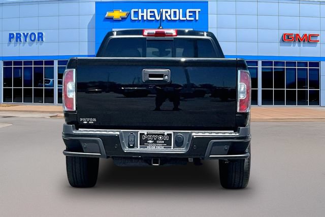 Used 2022 GMC Canyon Denali w/ Denali Black Edition Package AWD/4WD image 6