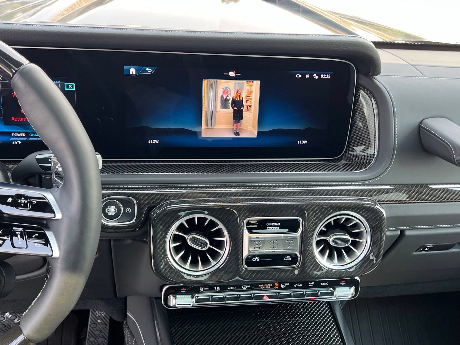 Used 2025 Mercedes-Benz G 63 AMG 4MATIC image 24