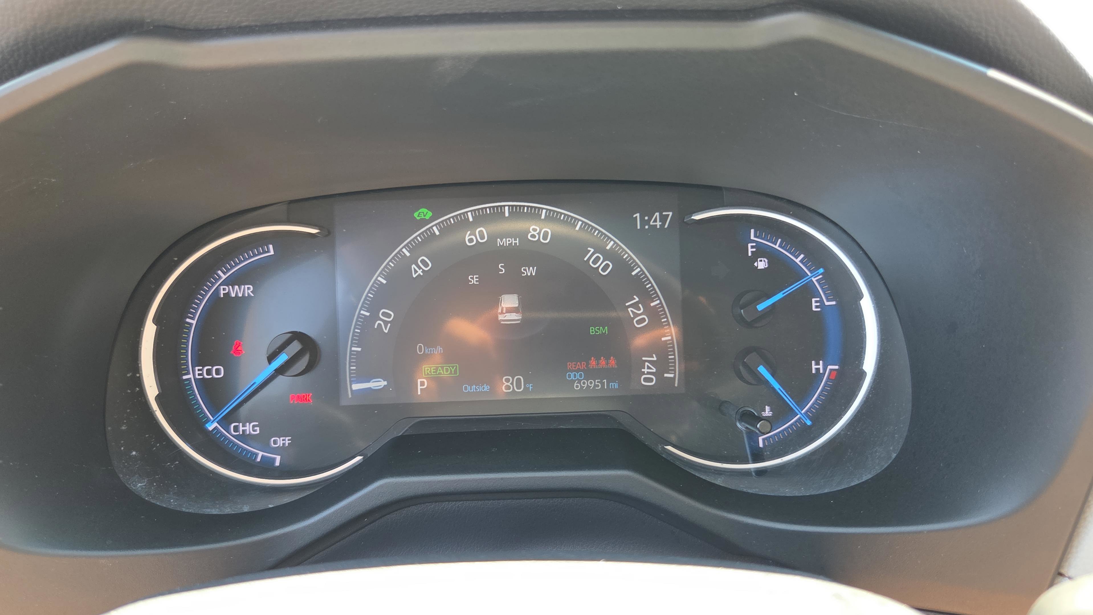 Used 2019 Toyota RAV4 Limited w/ Limited Grade Weather Package AWD/4WD image 25
