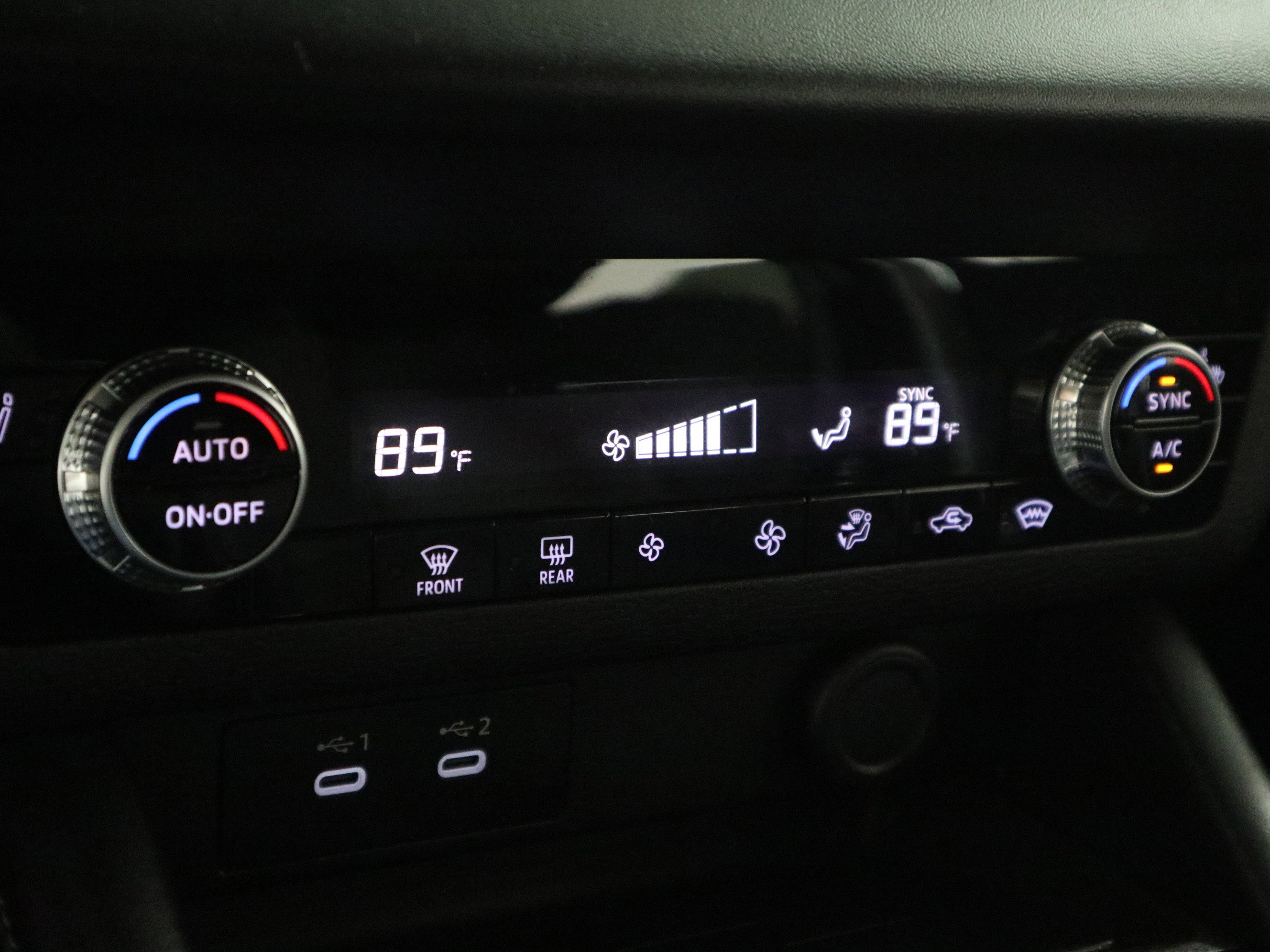 Used 2025 Mitsubishi Outlander ES image 27