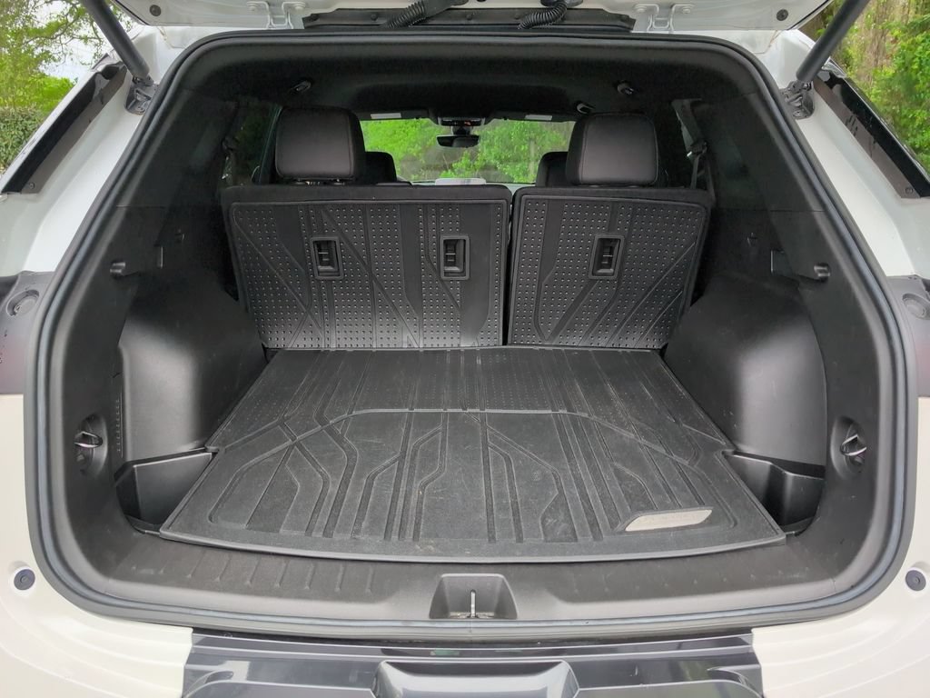 Used 2023 Chevrolet Blazer Premier w/ Driver Confidence II Package FWD image 30