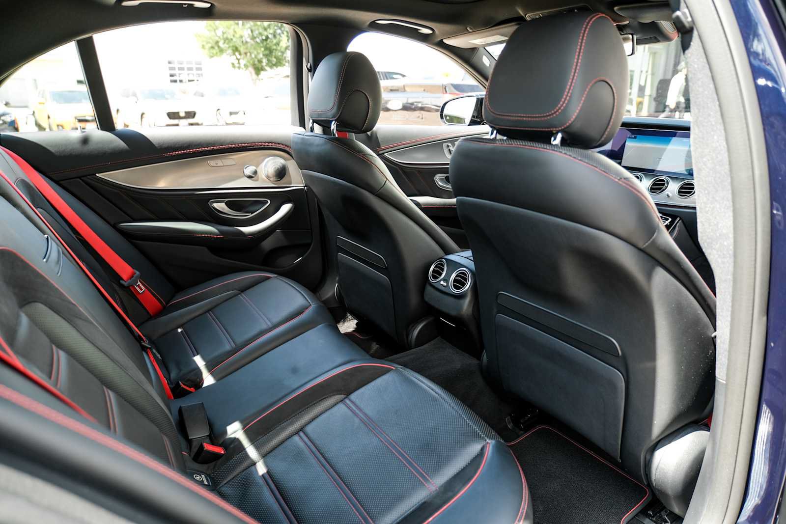 Used 2019 Mercedes-Benz E 53 AMG 4MATIC Sedan image 35