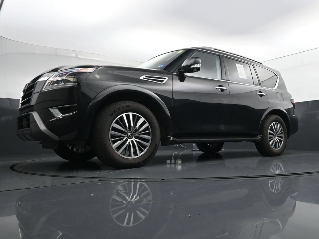 Used 2024 Nissan Armada SL w/ Captain's Chairs Package AWD/4WD image 31