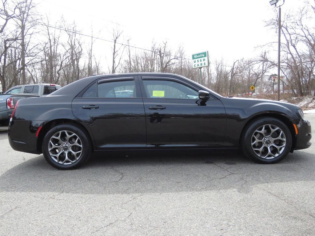 Used 2016 Chrysler 300 S w/ 300S Premium Group image 4