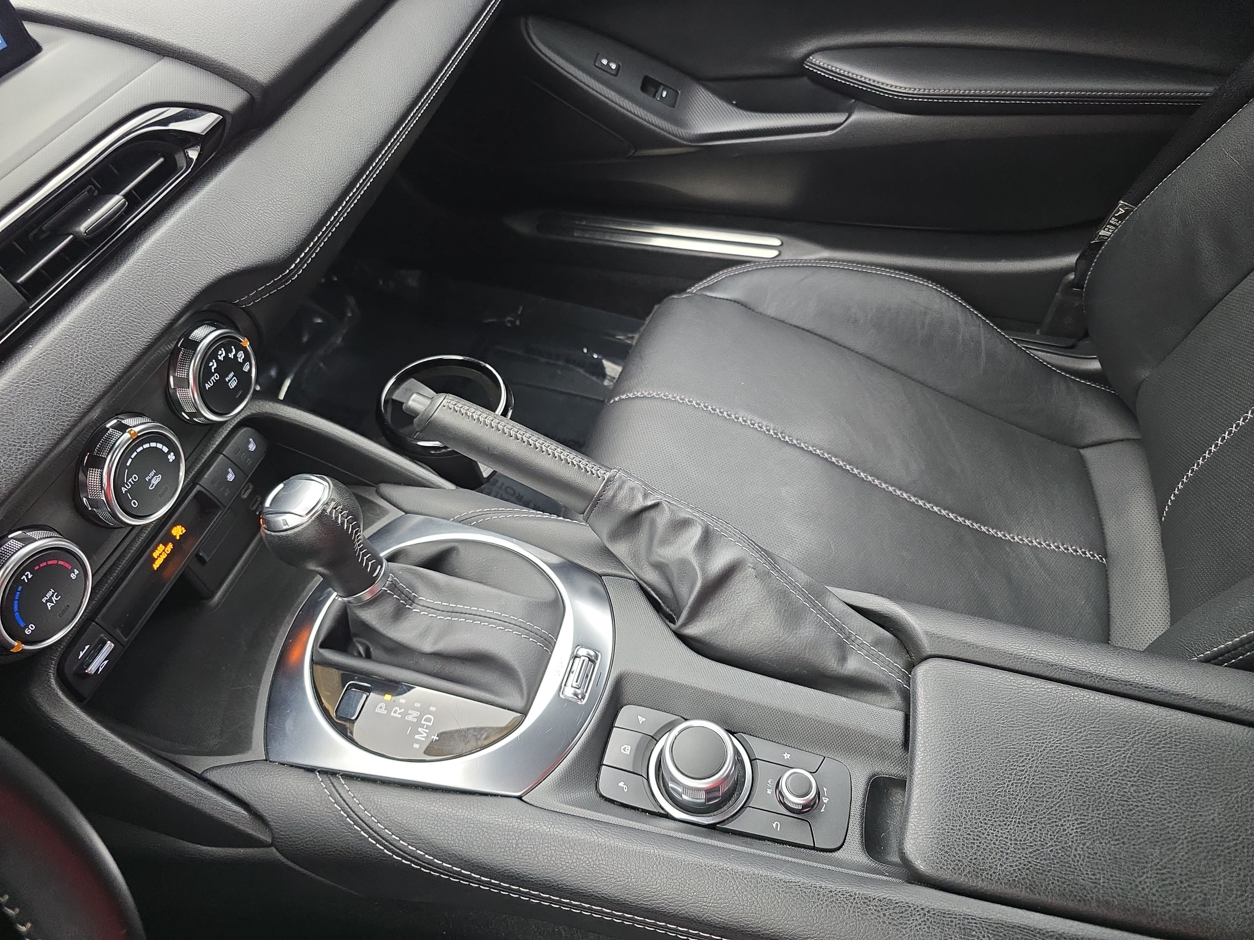 Used 2025 MAZDA MX-5 Miata RF Grand Touring RWD image 21