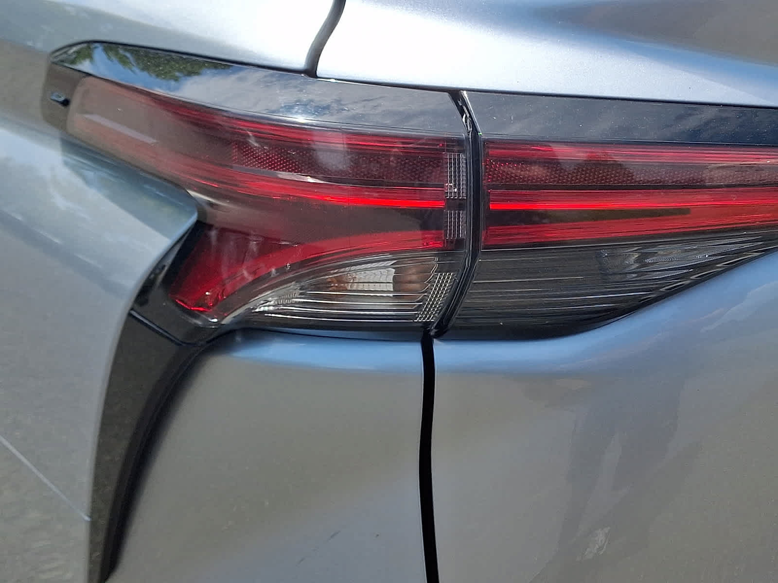 Certified 2021 Toyota Sienna XLE w/ XLE Plus Package FWD image 11
