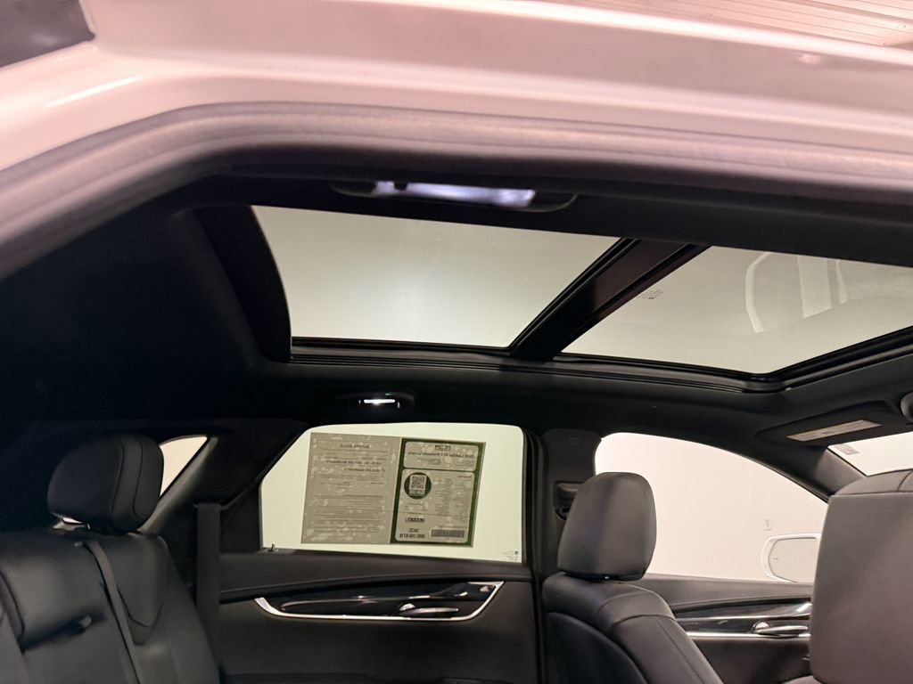 Used 2020 Cadillac XT5 Premium Luxury image 16