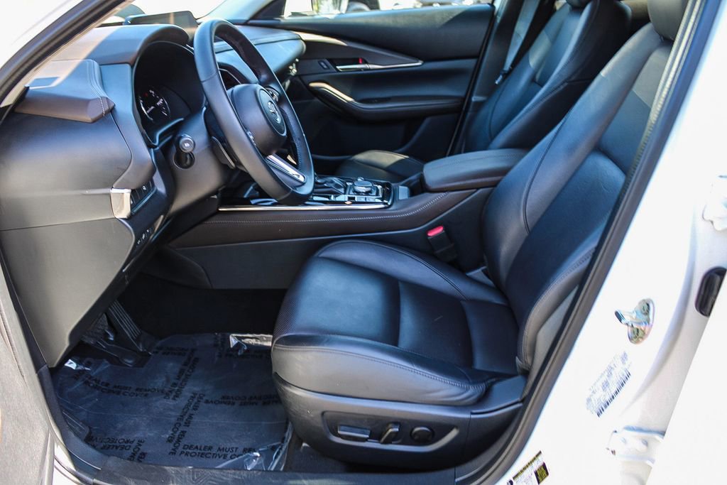 Used 2023 MAZDA CX-30 AWD 2.5 S w/ Premium Package image 17