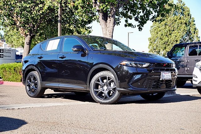 Certified 2024 Dodge Hornet R/T w/ Tech Pack w/o Parking image 2