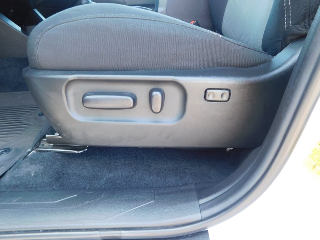 Used 2023 Toyota Tacoma TRD Sport AWD/4WD image 16