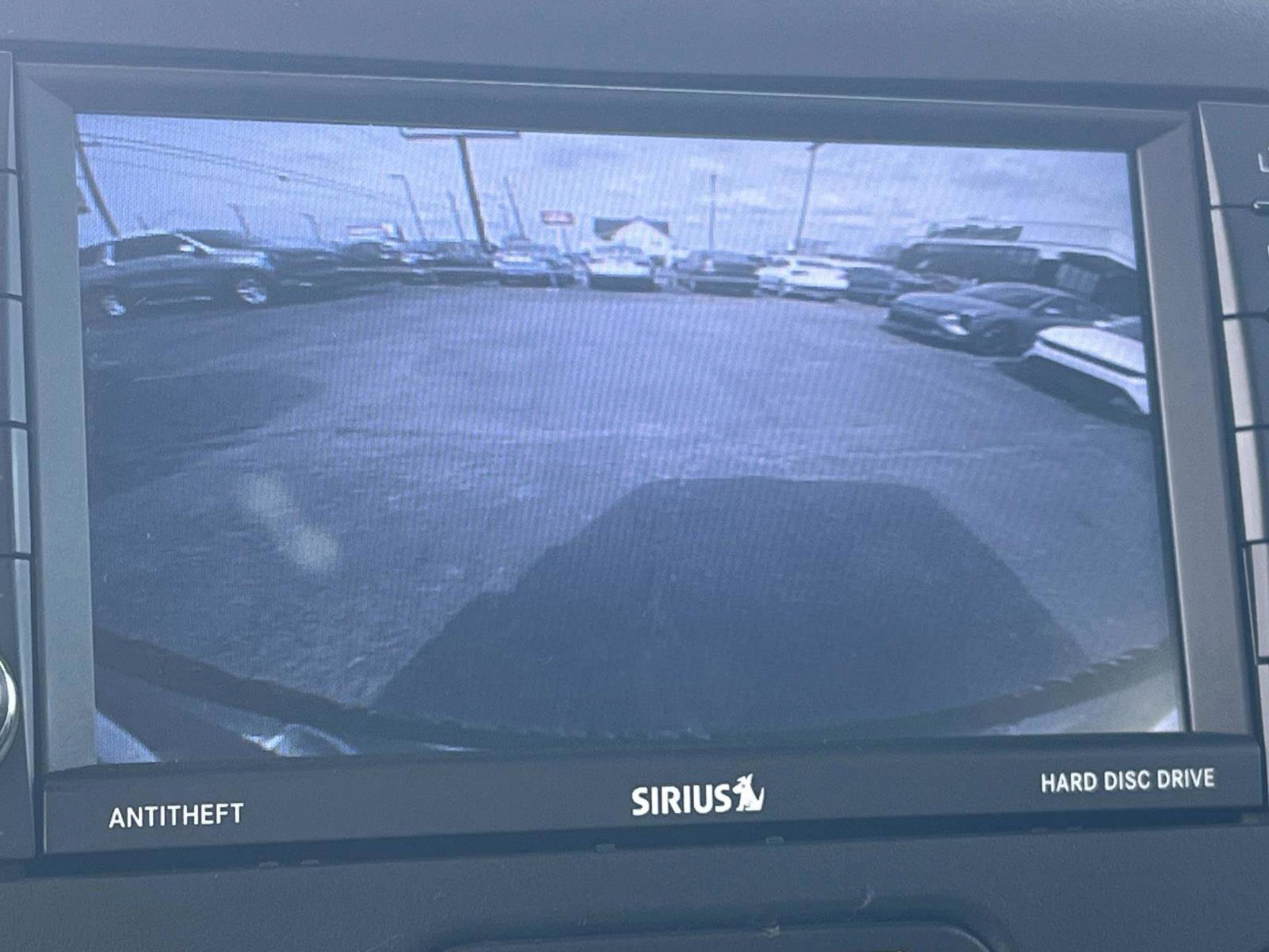 Used 2018 Jeep Wrangler Unlimited Sahara w/ Dual Top Group image 35