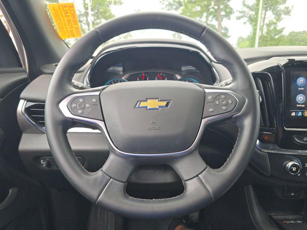 Certified 2023 Chevrolet Traverse LT FWD image 14
