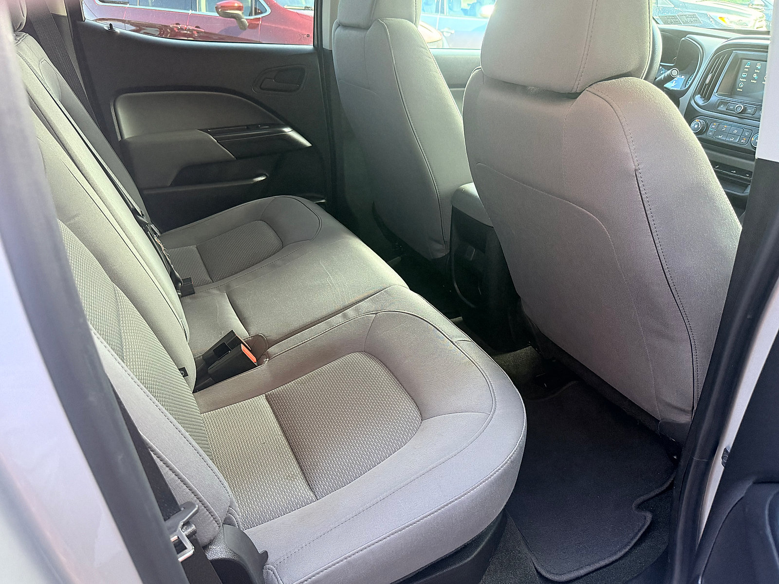 Used 2018 Chevrolet Colorado W/T w/ WT Convenience Package AWD/4WD image 22
