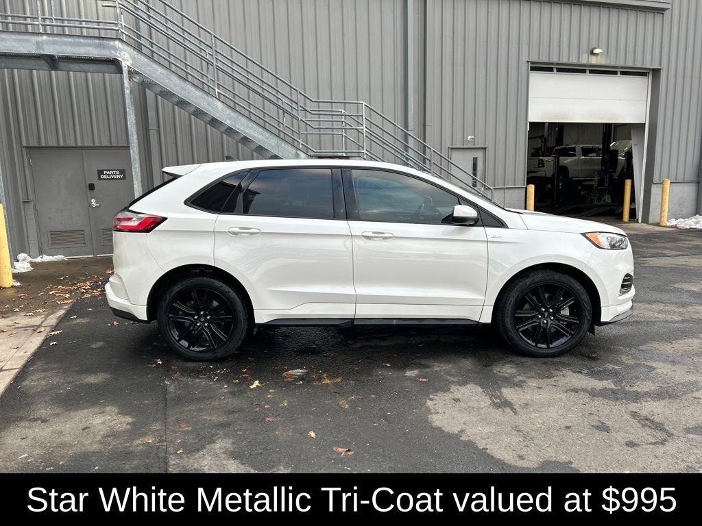 Used 2023 Ford Edge ST-Line w/ Class II Trailer Tow Package image 2