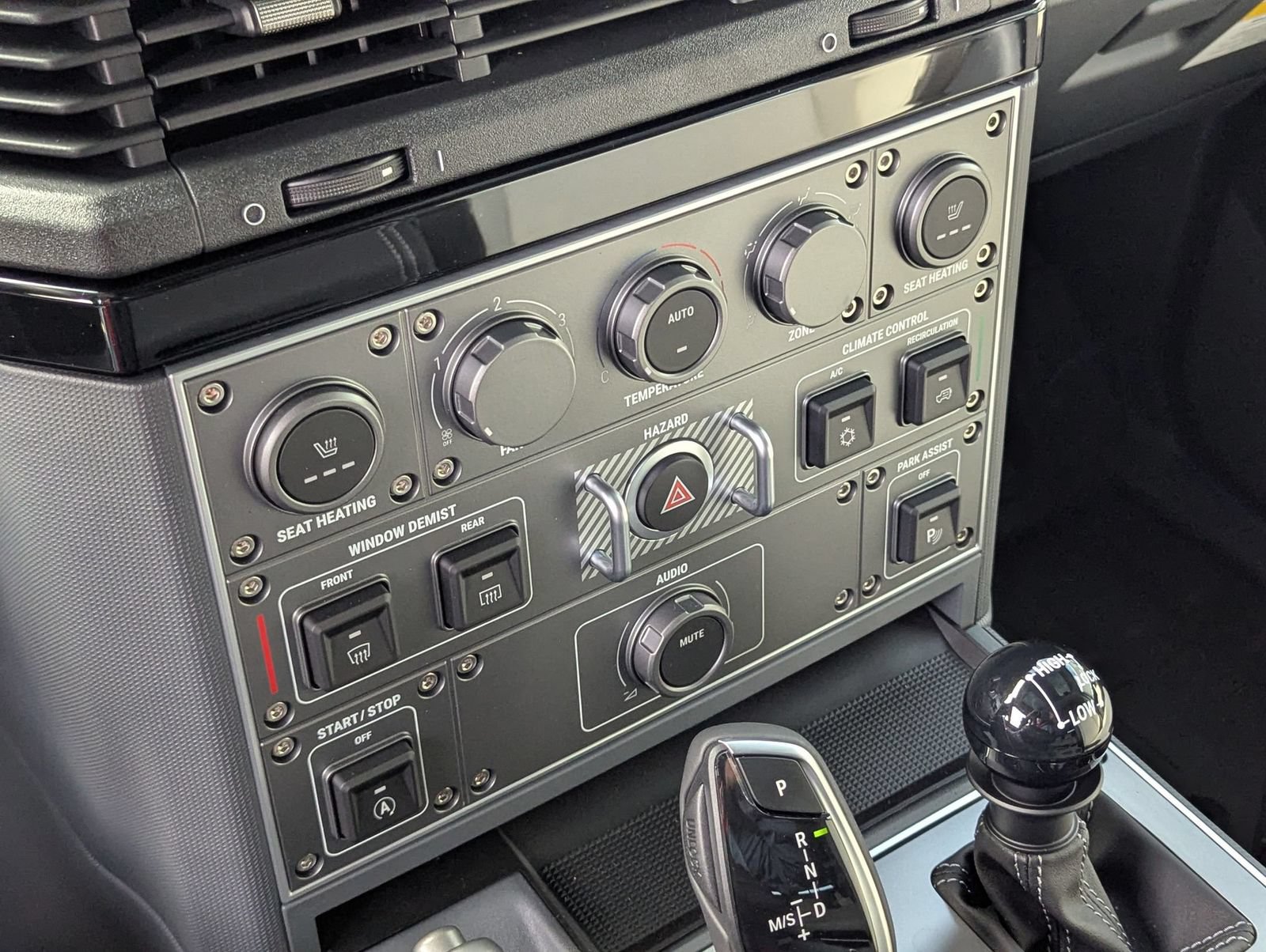 Used 2025 INEOS Grenadier Station Wagon AWD/4WD image 18
