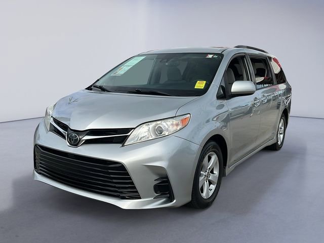Used 2020 Toyota Sienna LE FWD video 1