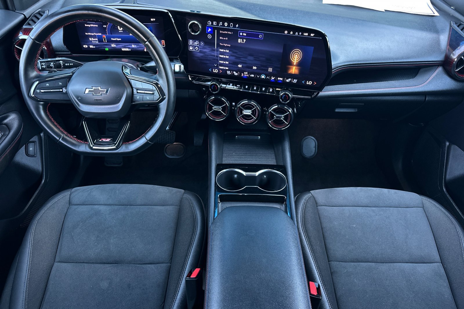 Used 2024 Chevrolet Blazer EV RS AWD/4WD image 16