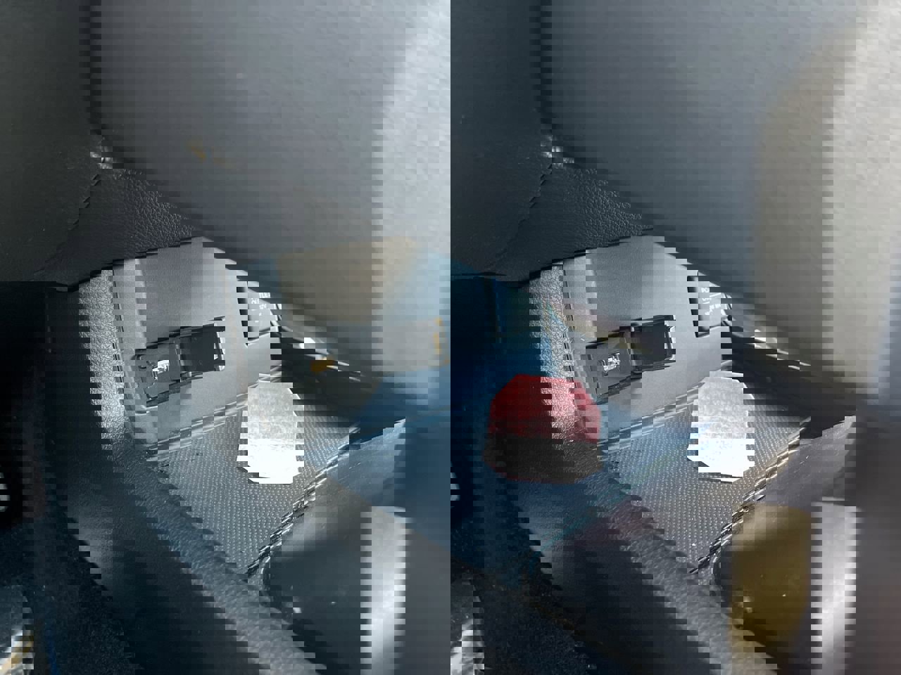 Used 2018 Honda Civic Touring image 27