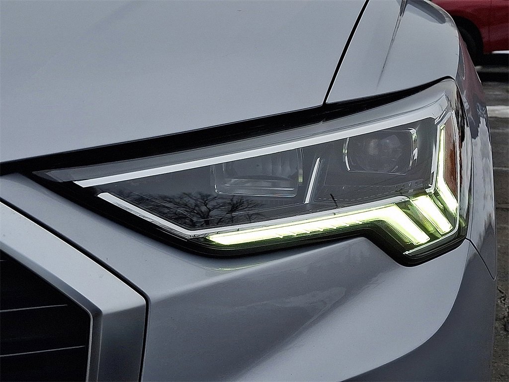 Used 2022 Audi Q3 2.0T Premium Plus w/ Premium Plus Package image 29