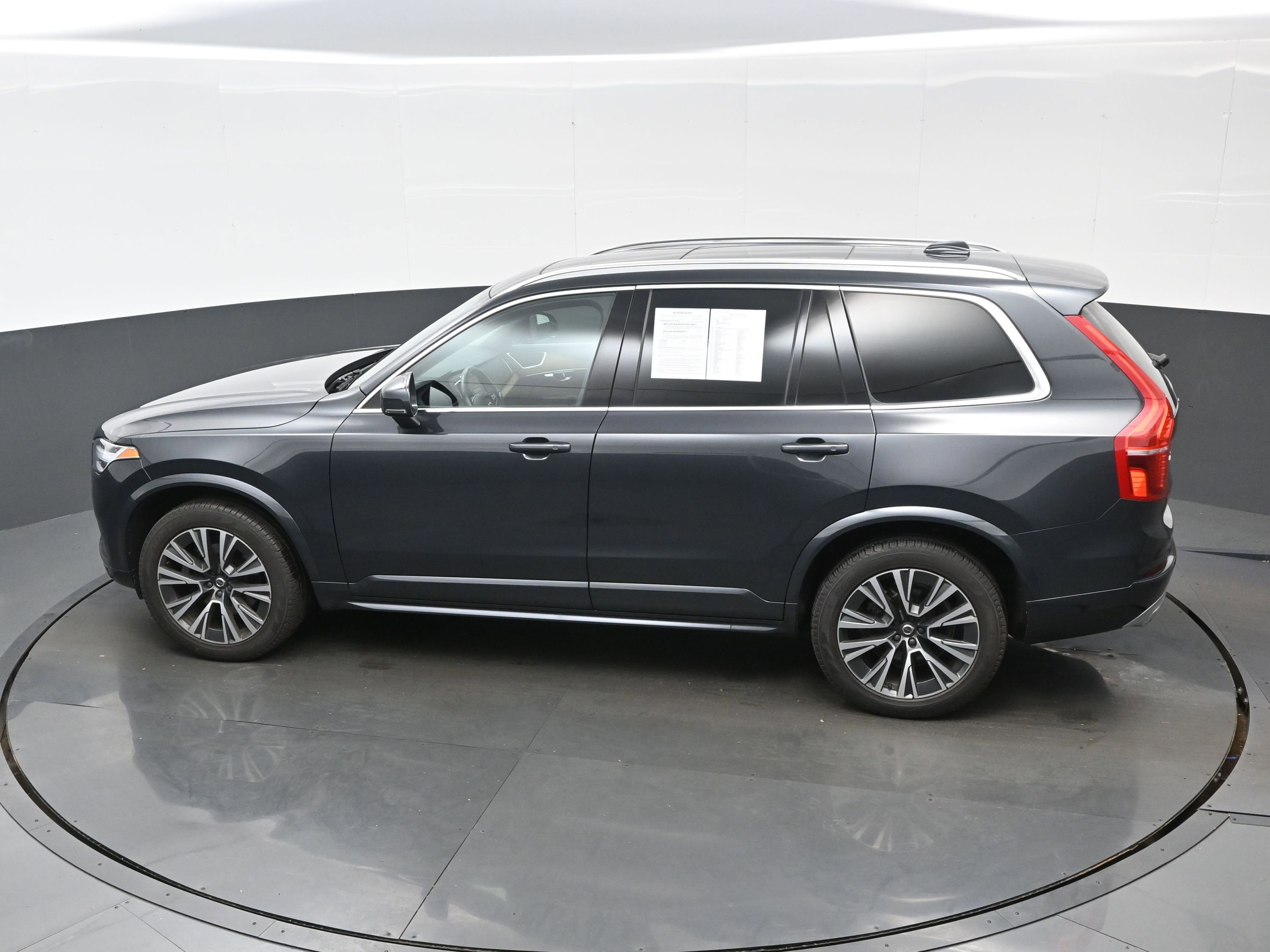 Used 2021 Volvo XC90 T6 Momentum w/ Advanced Package image 39
