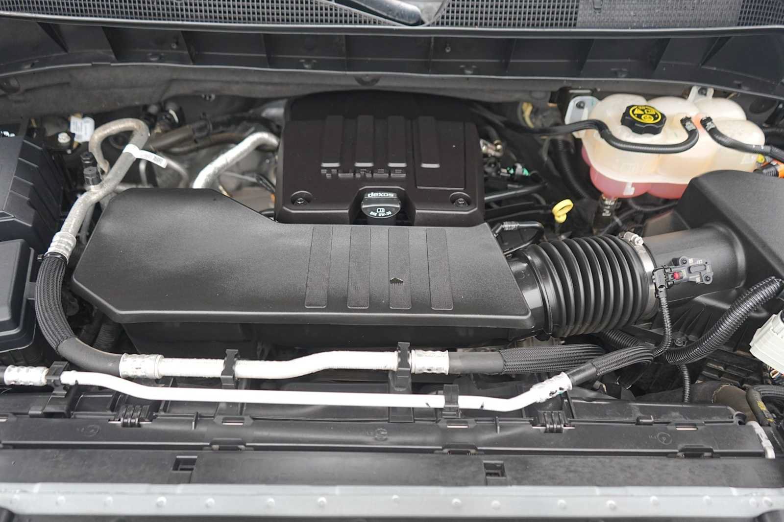 Used 2023 Chevrolet Silverado 1500 Custom AWD/4WD image 9