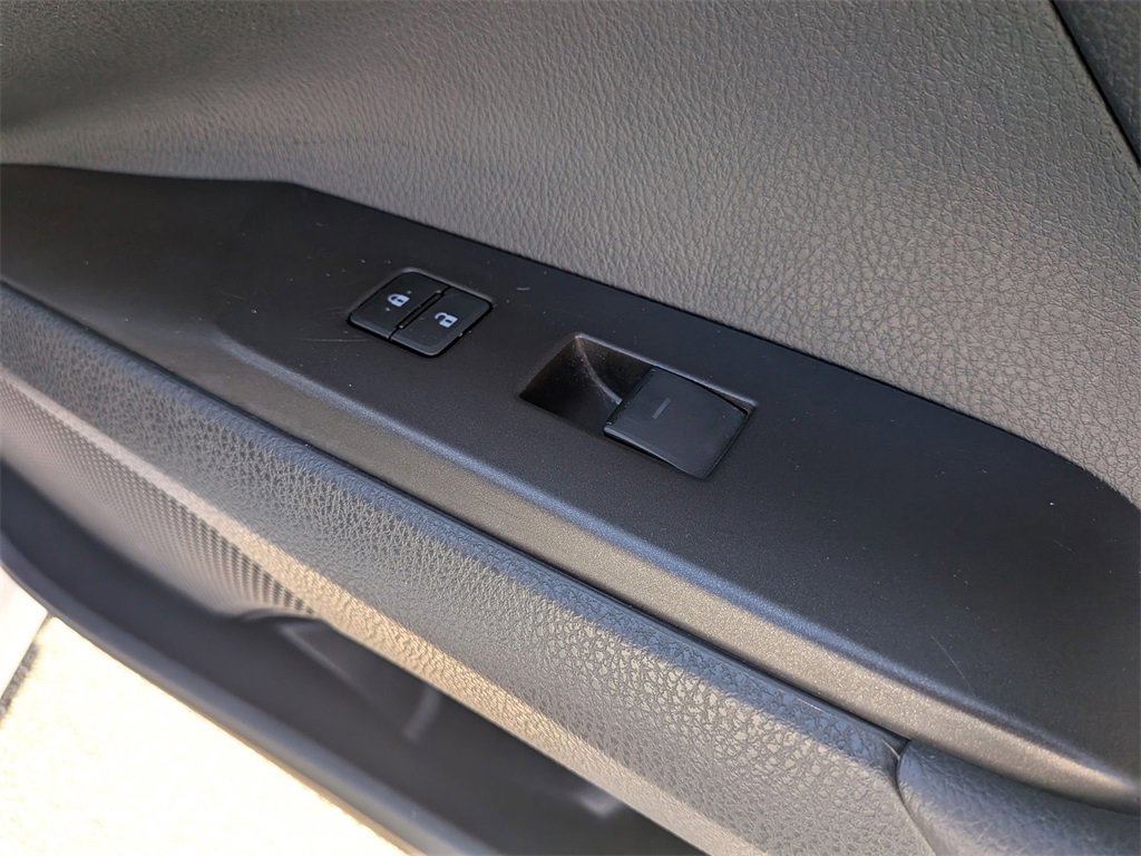 Used 2024 Toyota Camry SE image 33