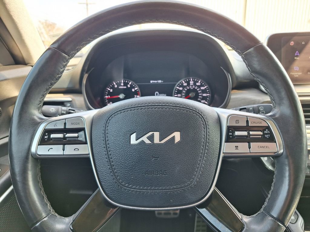 Used 2022 Kia Telluride SX w/ SX Prestige Package image 17