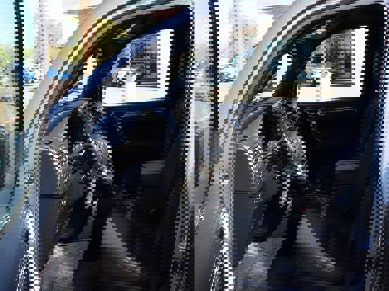 Used 2020 Lexus GX 460 Premium w/ Premium Package image 9