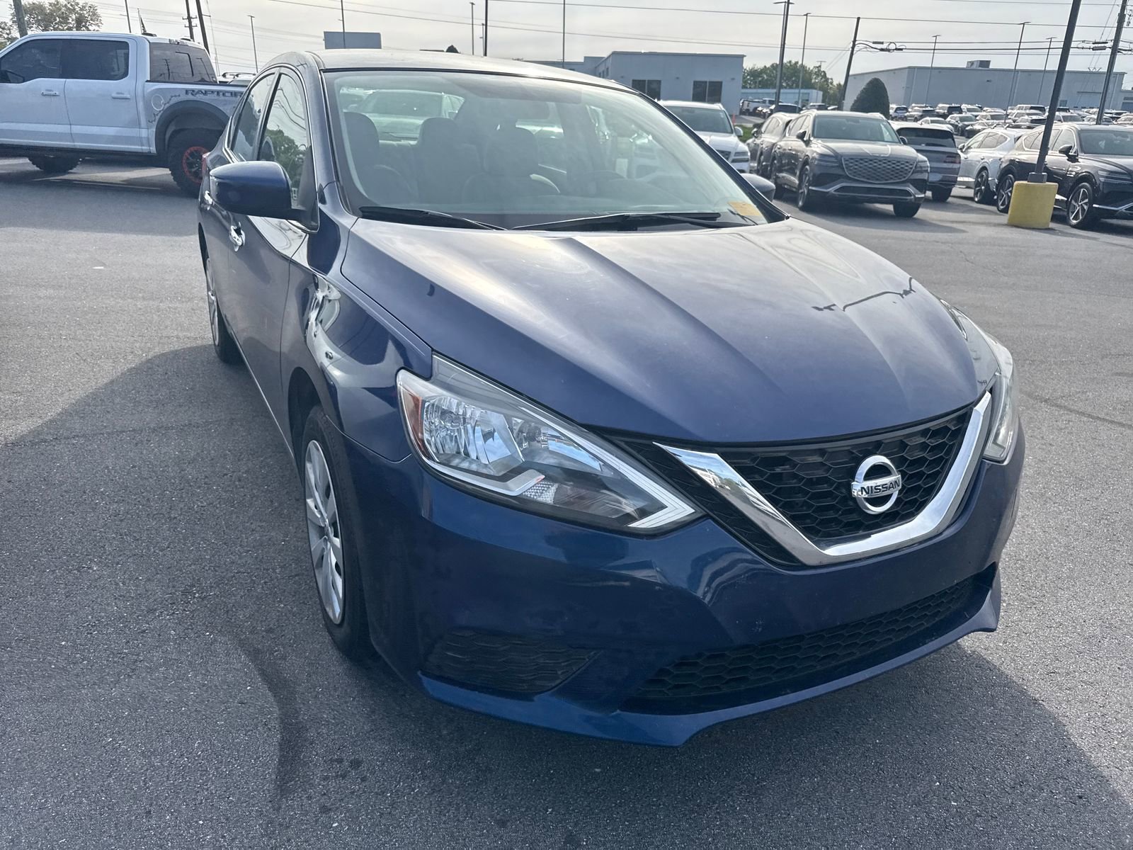 Used 2017 Nissan Sentra S image 5
