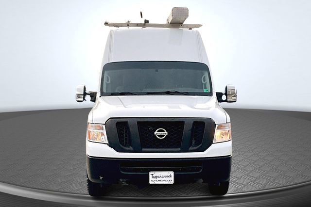 Used 2021 Nissan NV 3500 SV RWD image 2