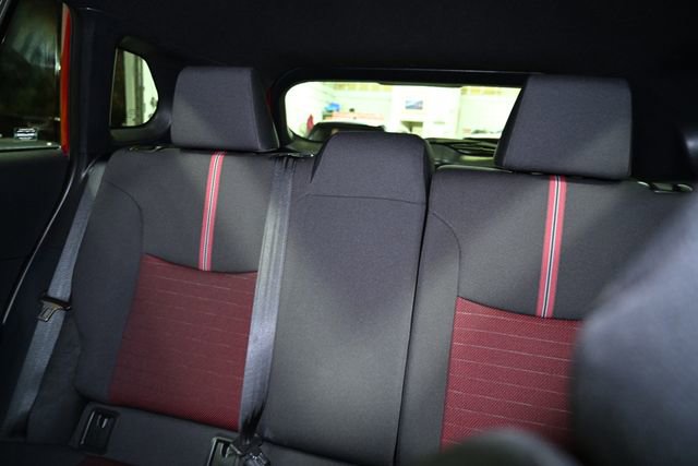 Used 2024 Toyota Corolla Cross AWD Hybrid w/ Moonroof Package image 24