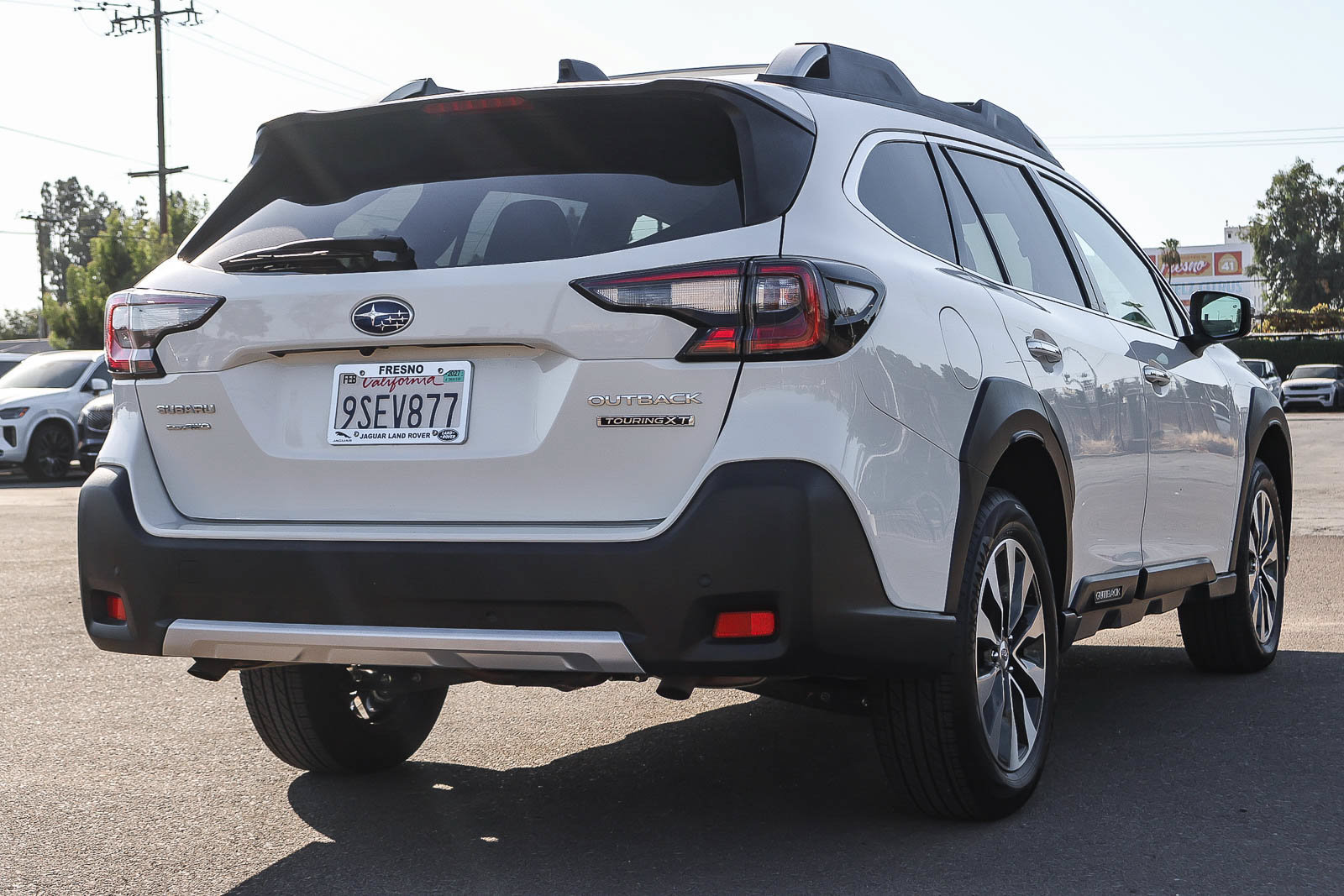 Used 2025 Subaru Outback Touring XT AWD/4WD image 5
