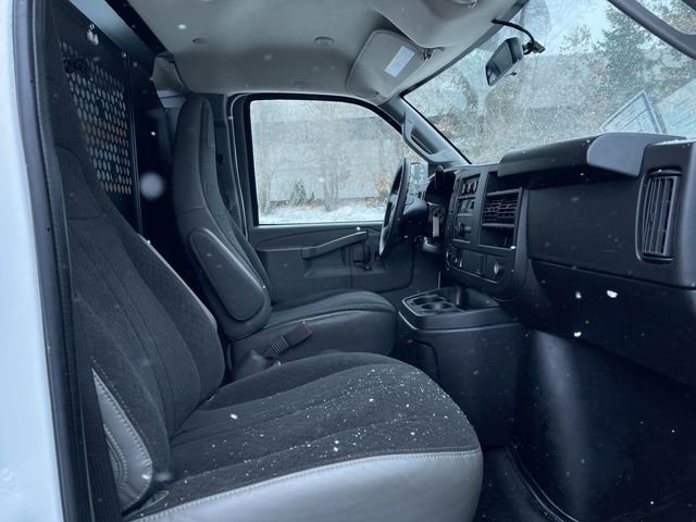 Used 2024 Chevrolet Express 2500 w/ Driver Convenience Package image 23