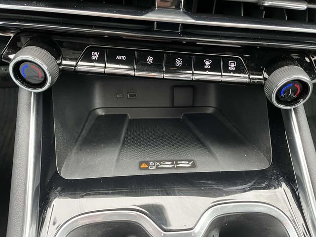 Used 2024 Chevrolet Traverse RS w/ LPO, Floor Liner Package image 26