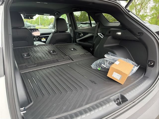 New 2026 Chevrolet Blazer EV LT AWD/4WD image 10