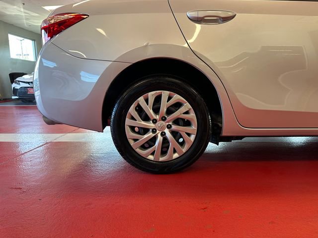 Used 2018 Toyota Corolla LE image 28