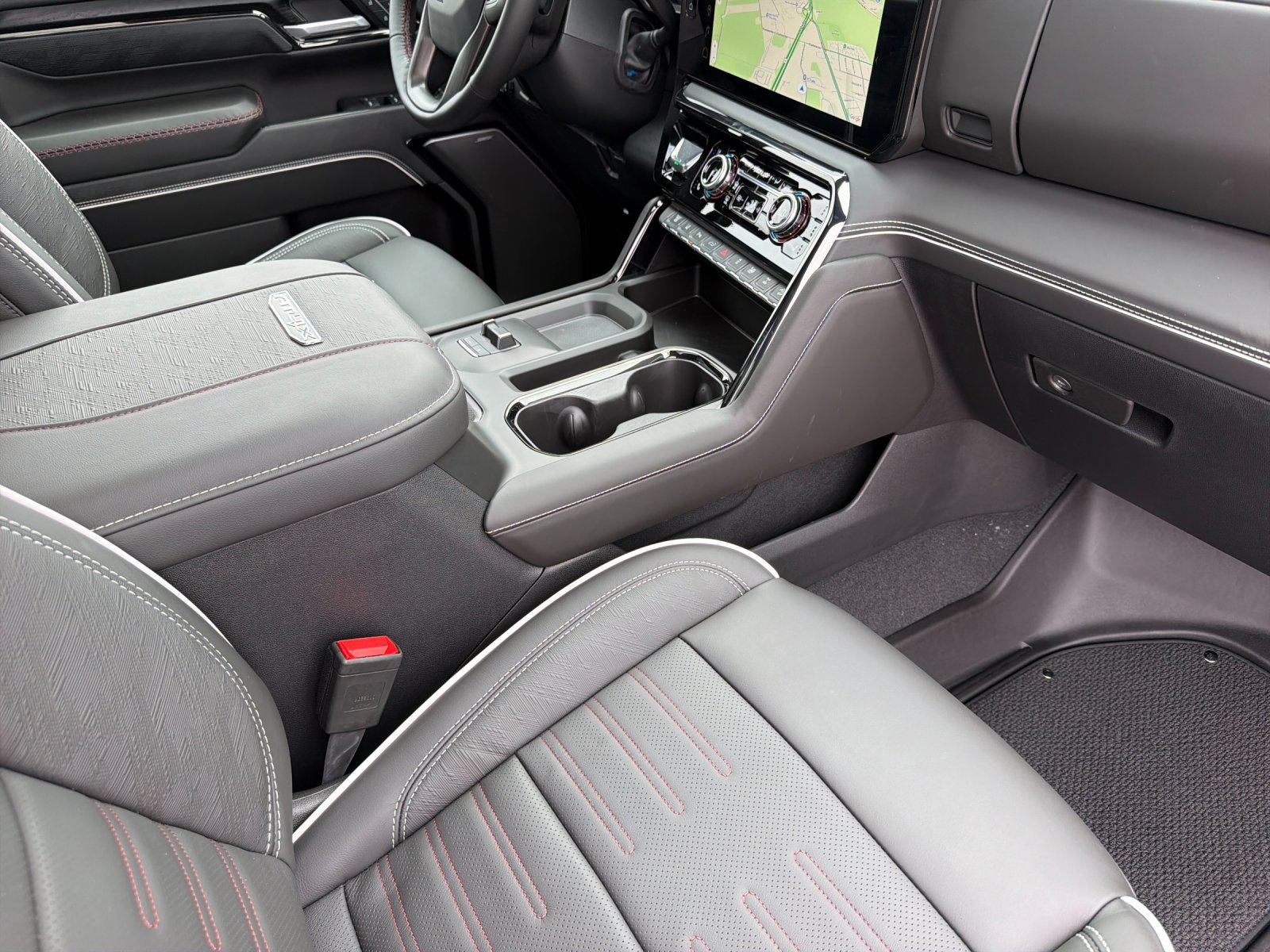 New 2026 GMC Sierra 2500 AT4X AWD/4WD image 14