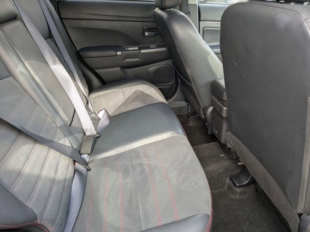 Used 2022 Mitsubishi Outlander Sport SE AWD/4WD image 28