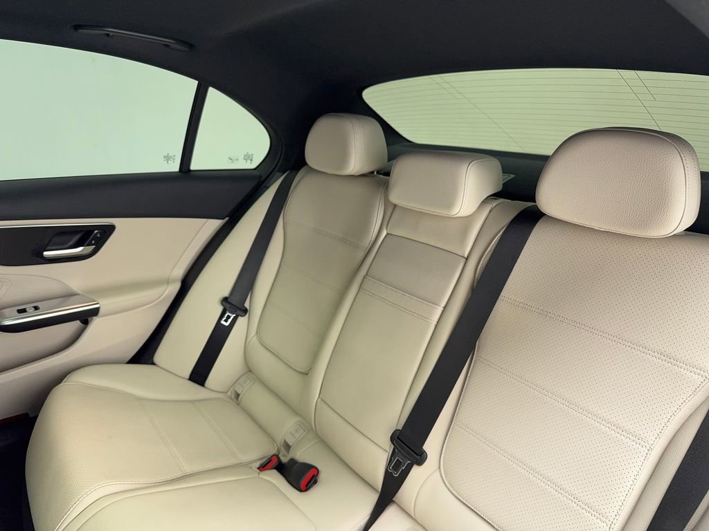 Used 2024 Mercedes-Benz C 300 4MATIC Sedan image 42